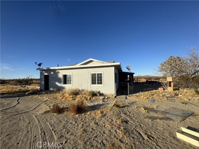 Detail Gallery Image 10 of 11 For 7698 Auburn Ave, Adelanto,  CA 92301 - 2 Beds | 1/1 Baths