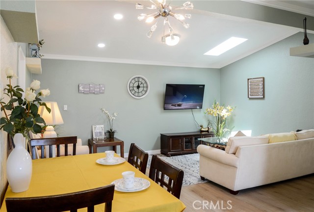 Front Image Thumbnail for CRWS26044618