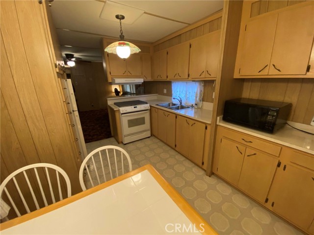 Detail Gallery Image 15 of 22 For 5595 Huron Ave, Clearlake,  CA 95422 - 2 Beds | 1 Baths