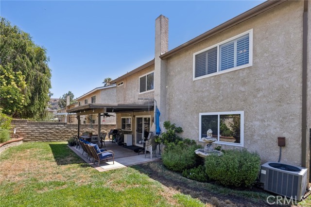 21827 Centurion Way, Saugus CA: https://media.crmls.org/medias/f69b7ee2-bf4a-4914-bafb-121924af7955.jpg