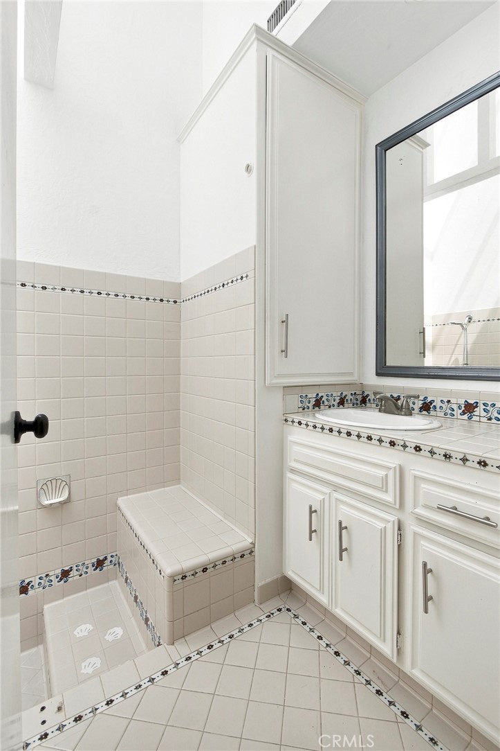 MLS #GD26193794 image #43