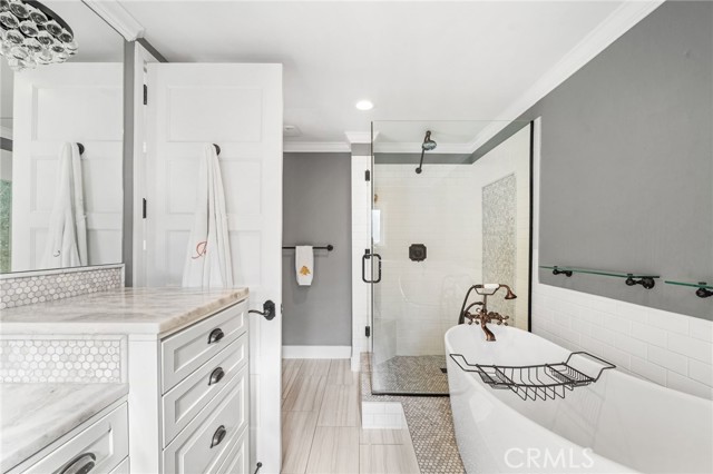 Detail Gallery Image 12 of 23 For 13231 Sandhurst Pl, North Tustin,  CA 92705 - 4 Beds | 2/1 Baths