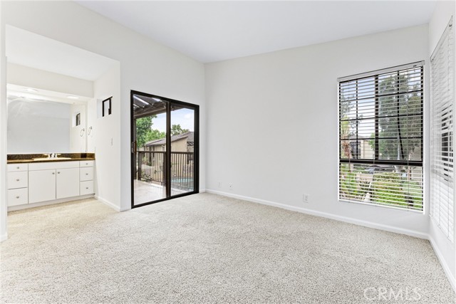 25641 Indian Hill Lane, Laguna Hills CA: https://media.crmls.org/medias/f69cae38-b8d9-45a8-871a-afff9e3a2ff3.jpg