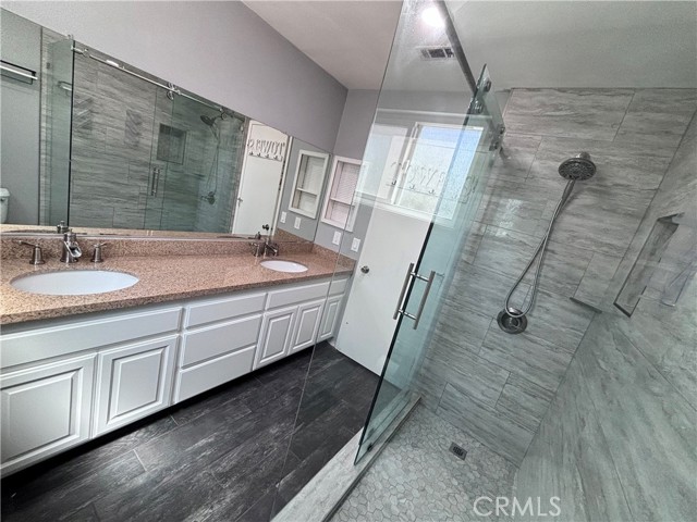 Detail Gallery Image 36 of 58 For 19213 Symeron Rd, Apple Valley,  CA 92307 - 3 Beds | 2/1 Baths