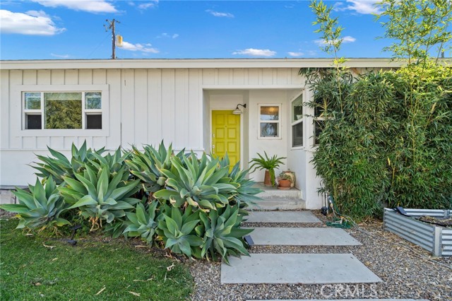 Detail Gallery Image 1 of 39 For 1636 Victoria Dr, Fullerton,  CA 92831 - 4 Beds | 2 Baths