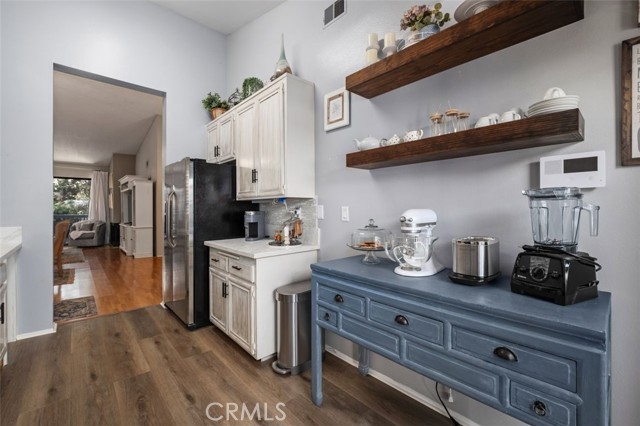 Detail Gallery Image 8 of 26 For 2510 W Macarthur Bld #L,  Santa Ana,  CA 92704 - 2 Beds | 2 Baths