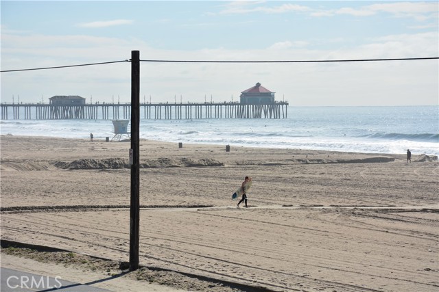 Detail Gallery Image 38 of 39 For 6951 Lawn Haven, Huntington Beach,  CA 92648 - 5 Beds | 3 Baths