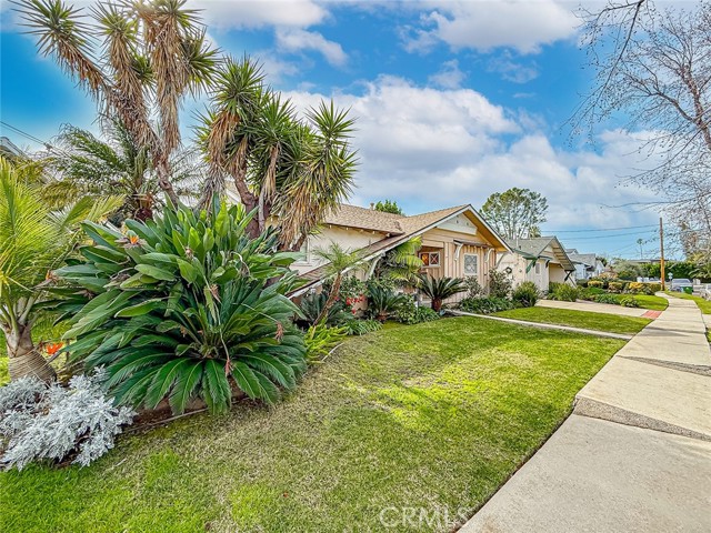 Detail Gallery Image 5 of 55 For 15550 Otsego St, Encino,  CA 91436 - 3 Beds | 2 Baths