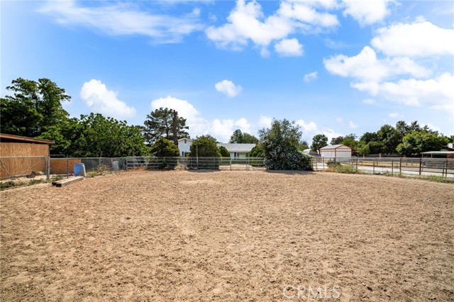 3696 Temescal Avenue, Norco CA: https://media.crmls.org/medias/f69d89d2-0583-4431-826c-ef8e8708b44f.jpg