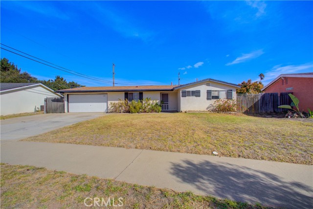 Detail Gallery Image 11 of 37 For 1055 via Esmeralda, Santa Maria,  CA 93455 - 3 Beds | 2 Baths