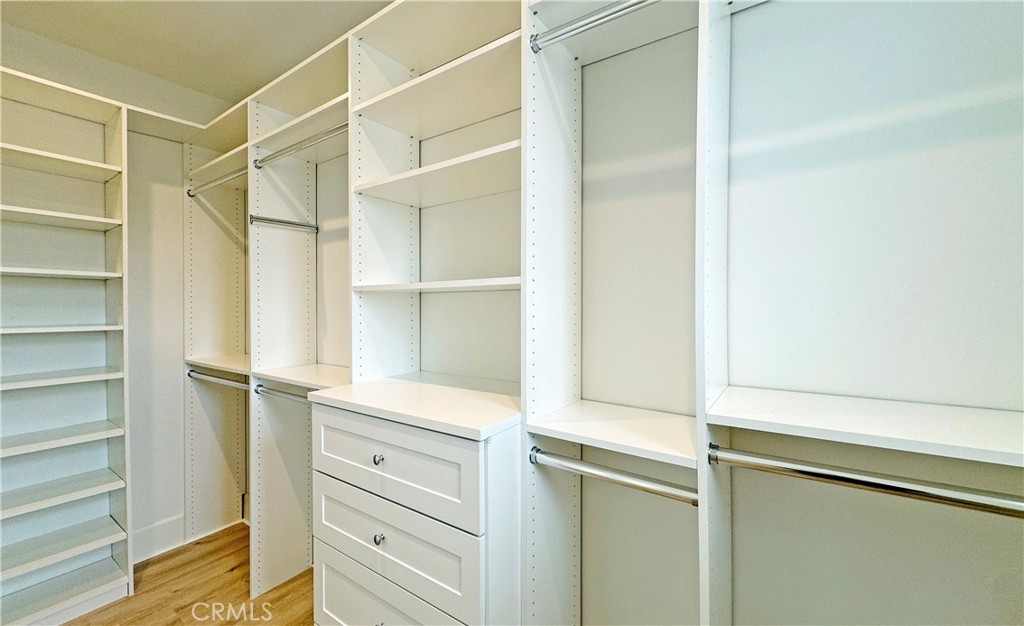 F69f8e57 F6f4 4ddc Ad7b Af9866b268a5