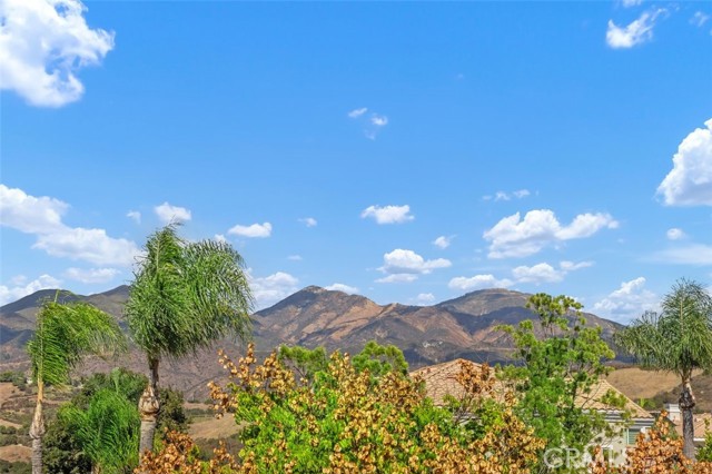 2 Via Bandada, Rancho Santa Margarita CA: https://media.crmls.org/medias/f6a03797-b060-4ad9-a5b0-284d024f651d.jpg