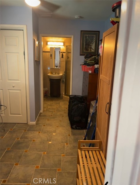 Detail Gallery Image 24 of 50 For 23509 via Chantilly, Valencia,  CA 91355 - 2 Beds | 2 Baths