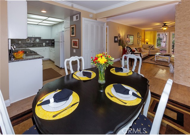 3320 Via Carrizo, Laguna Woods CA: https://media.crmls.org/medias/f6a18f47-997a-4010-add1-ba3209c2c3f7.jpg