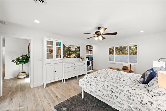 Detail Gallery Image 26 of 53 For 2651 Santiago St, Santa Ana,  CA 92706 - 3 Beds | 2 Baths