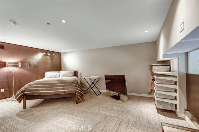 350 W Ash Street, San Diego CA: https://media.crmls.org/medias/f6a2995c-3663-4d85-aba8-d820d3126979.jpg