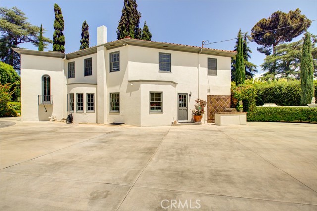 Detail Gallery Image 8 of 50 For 1205 W Highland Ave, Redlands,  CA 92373 - 4 Beds | 3/2 Baths