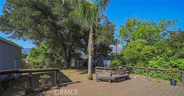 7709 Beckett Street, Tujunga CA: https://media.crmls.org/medias/f6a3b04c-5504-41c8-b6d6-e873b059072e.jpg