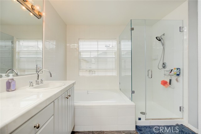 1800 Pacific Coast, Redondo Beach, California 90277, 4 Bedrooms Bedrooms, ,3 BathroomsBathrooms,Residential,Sold,Pacific Coast,SB21216257