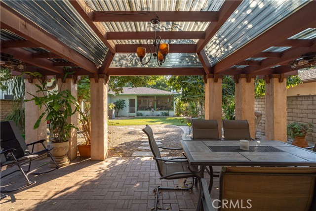 4941 Milford Road, Riverside CA: https://media.crmls.org/medias/f6a411da-2e2c-47e3-9e5d-6f0dd363f0a6.jpg