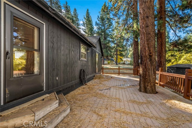 Detail Gallery Image 12 of 51 For 802 Knickerbocker Rd, Big Bear Lake,  CA 92315 - 2 Beds | 2 Baths