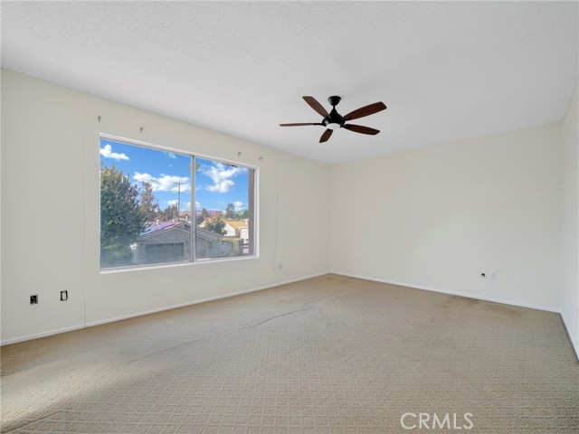 Detail Gallery Image 27 of 36 For 7952 Laramie Ave, Winnetka,  CA 91306 - 4 Beds | 2/1 Baths