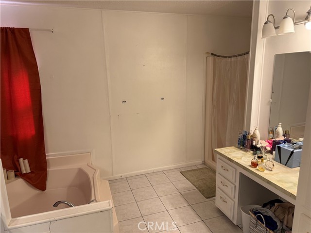 Detail Gallery Image 9 of 32 For 4901 Green River Rd #98,  Corona,  CA 92878 - 2 Beds | 2 Baths