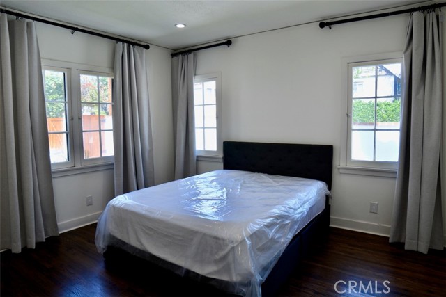 Detail Gallery Image 16 of 27 For 679 La Mirada, San Marino,  CA 91108 - 3 Beds | 2 Baths