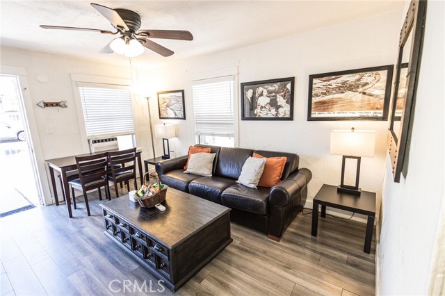 Detail Gallery Image 5 of 47 For 1825 W Balboa Bld, Newport Beach,  CA 92663 - – Beds | – Baths