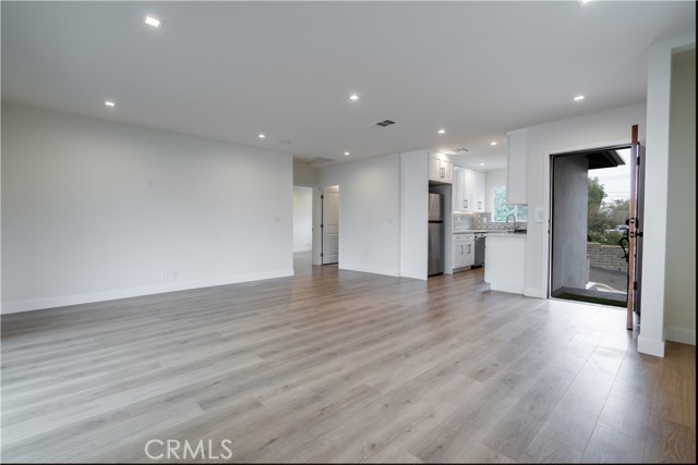 Detail Gallery Image 10 of 73 For 3362 Bellota, Los Angeles,  CA 90027 - 5 Beds | 5 Baths