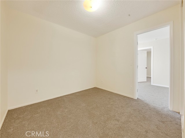 Detail Gallery Image 20 of 53 For 6215 Glide Ave, Woodland Hills,  CA 91367 - 4 Beds | 3 Baths