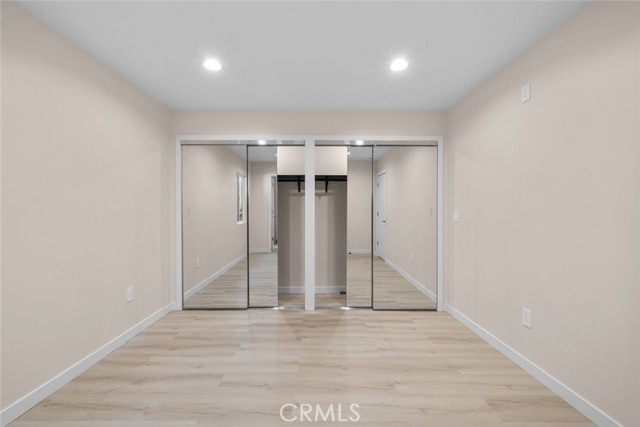 8049 Lullaby Lane, Panorama City CA: https://media.crmls.org/medias/f6a95969-834c-40ba-8950-d49ae1c5b7a9.jpg