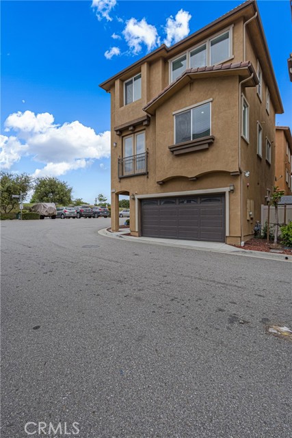 Image 3 for 11906 Olive Glen Ln, Los Angeles, CA 90047