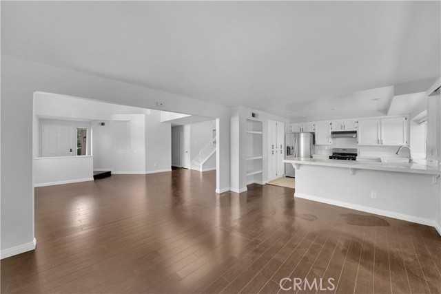 Detail Gallery Image 7 of 21 For 2565 Calle Benavente, Tustin,  CA 92782 - 3 Beds | 2/1 Baths