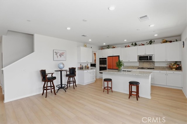 Detail Gallery Image 17 of 50 For 29259 Alamitos, Menifee,  CA 92585 - 4 Beds | 3 Baths