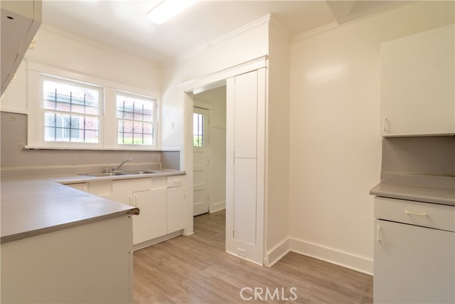 890 Worcester Avenue, Pasadena CA: https://media.crmls.org/medias/f6ab8677-e79e-4ac5-bdeb-dc8c042aa3de.jpg