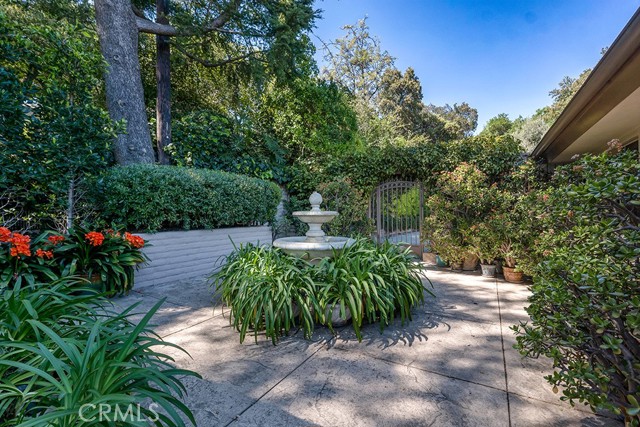 Detail Gallery Image 53 of 67 For 16700 Bosque Dr, Encino,  CA 91436 - 3 Beds | 2/1 Baths
