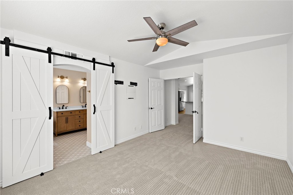 MLS #OC25229351 image #22