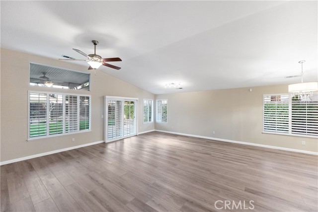 Detail Gallery Image 9 of 22 For 2168 E Powers, Fresno,  CA 93720 - 4 Beds | 2 Baths