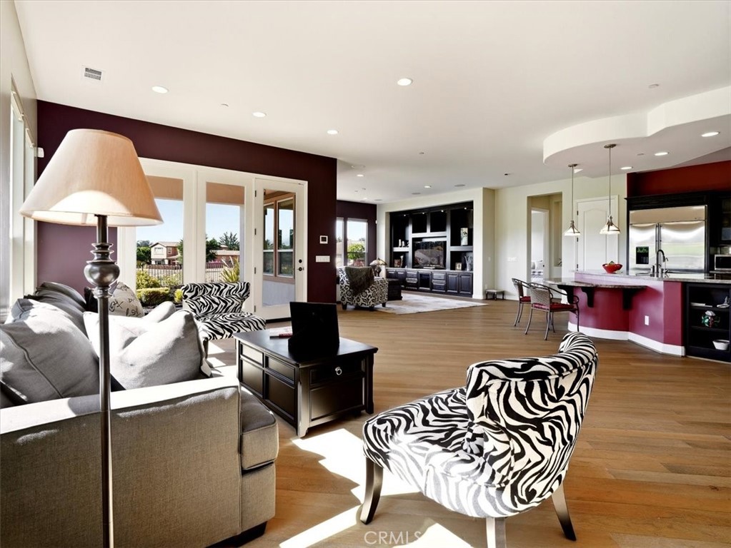 MLS #OC26218366 image #25
