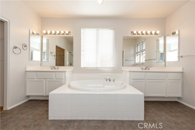 Detail Gallery Image 25 of 42 For 9 Mineral King, Irvine,  CA 92602 - 4 Beds | 2/1 Baths