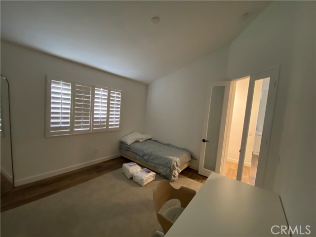 Image 14 for 76437   Violet CIR