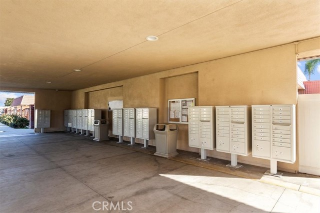 Detail Gallery Image 29 of 36 For 300 N Rampart St #127,  Orange,  CA 92868 - 4 Beds | 2 Baths