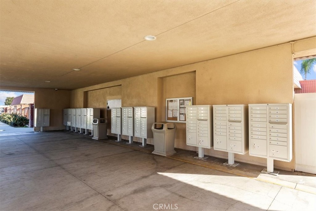 MLS #IG25271863 image #28