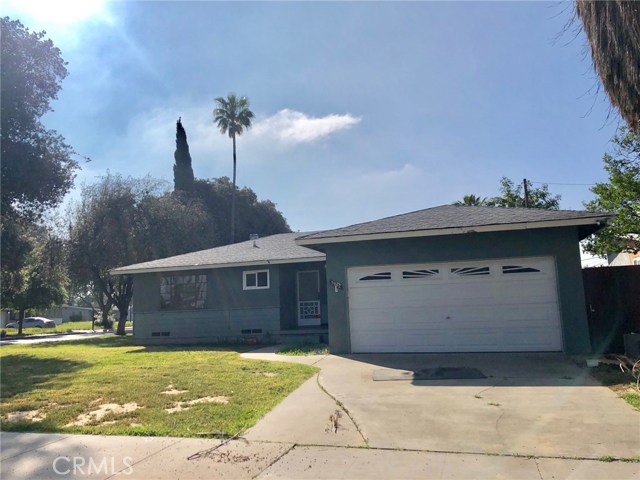 5862 Grand Ave, Riverside, CA 92504