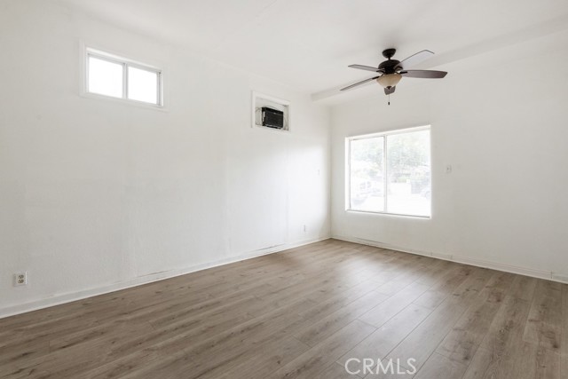 Detail Gallery Image 6 of 22 For 902 S Hope Ave, Ontario,  CA 91761 - 3 Beds | 2 Baths