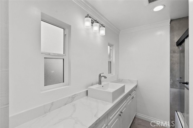 Detail Gallery Image 8 of 29 For 408 Spencer Street a,  Glendale,  CA 91202 - 3 Beds | 2 Baths