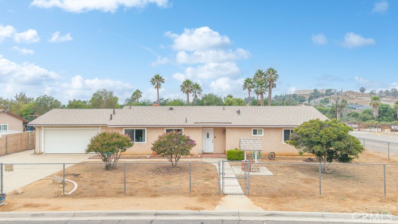 5615 Tomal Lane
