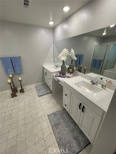 Detail Gallery Image 12 of 19 For 7837 Brass Kettle Cir, Riverside,  CA 92507 - 5 Beds | 3/1 Baths
