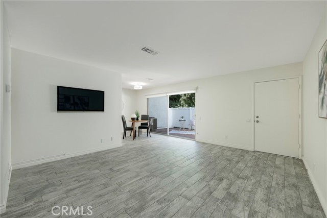 Detail Gallery Image 12 of 63 For 20247 Fern Creek Ln, Yorba Linda,  CA 92886 - 2 Beds | 1/1 Baths